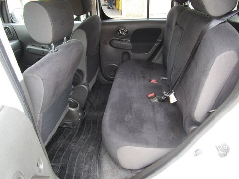 Used 2014 Nissan Cube 1.8 SL w/ SL Preferred Package FWD image 17