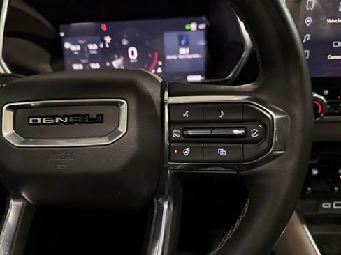 Used 2023 GMC Canyon Denali w/ Denali Black Edition image 16