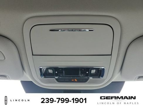 New 2026 Lincoln Aviator AWD image 32