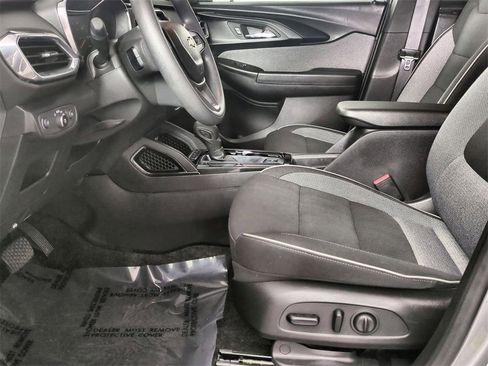 Certified 2023 Chevrolet TrailBlazer LT w/ LPO, Blackout Package image 19
