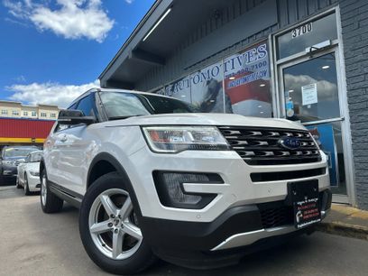 Used 2017 Ford Explorer XLT w/ Equipment Group 202A