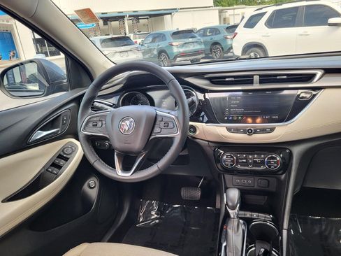 Used 2021 Buick Encore GX Select w/ Sport Touring Package FWD image 16