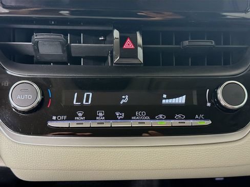 Certified 2023 Toyota Corolla LE FWD image 17