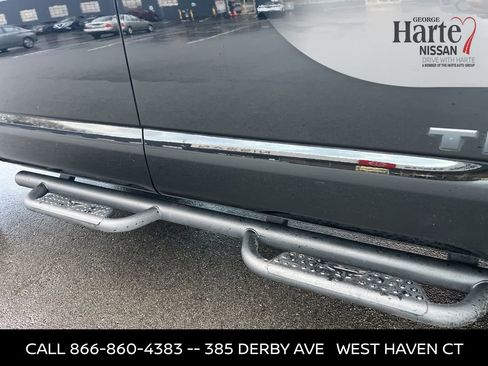 Certified 2024 Nissan Titan SV w/ SV Bronze Edition Package image 20