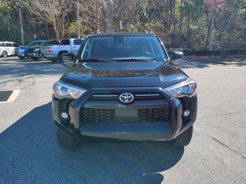 Certified 2023 Toyota 4Runner SR5 image 9
