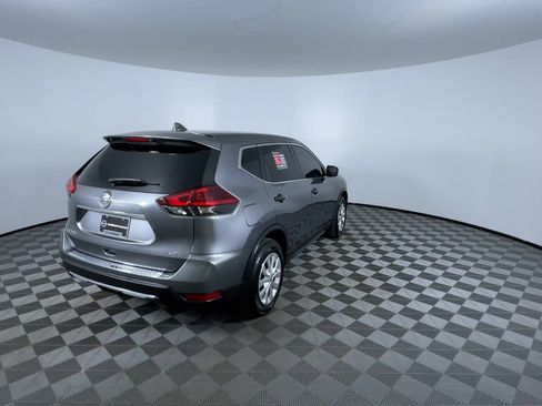 Certified 2018 Nissan Rogue S image 8