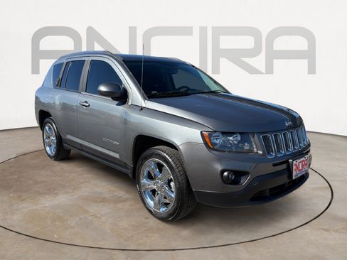 Used 2014 Jeep Compass Latitude image 4