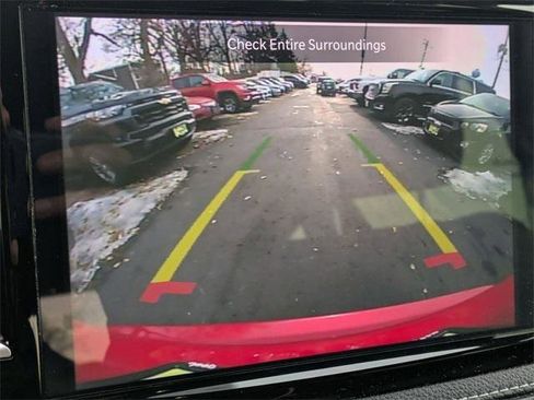 Certified 2024 Chrysler Pacifica Touring-L image 19