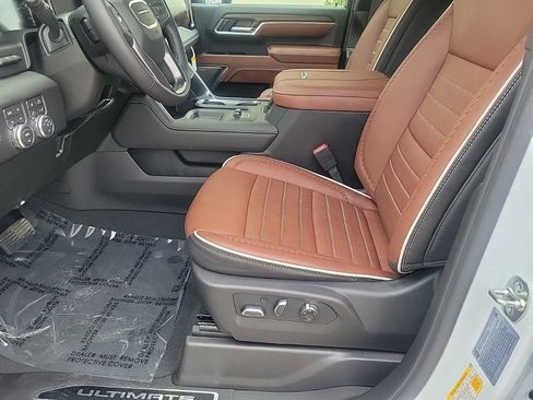 New 2026 GMC Sierra 2500 Denali Ultimate image 11