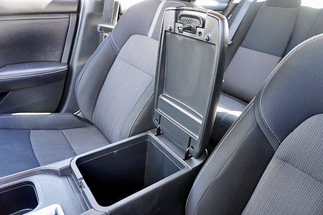 Used 2024 Nissan Sentra SV FWD image 41