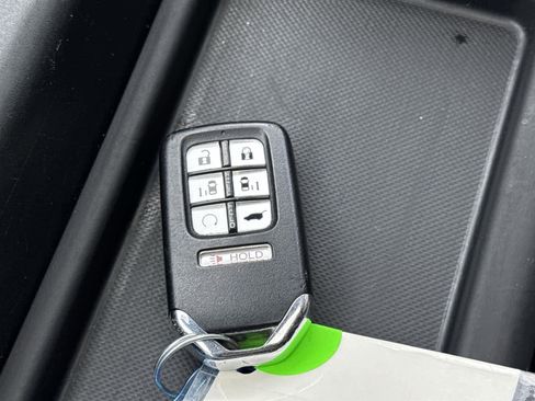 Used 2023 Honda Odyssey Touring image 31