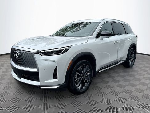 Certified 2026 INFINITI QX60 Luxe w/ Cargo Package FWD image 4