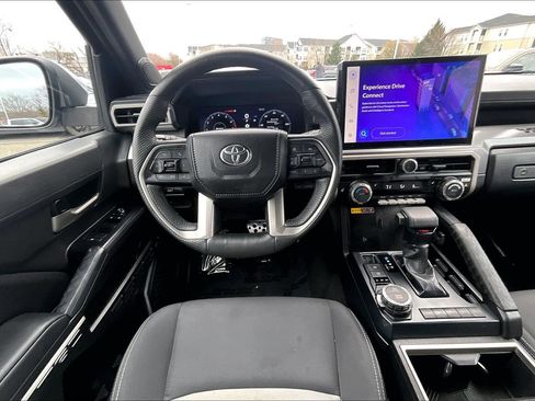 Used 2024 Toyota Tacoma TRD Sport image 5
