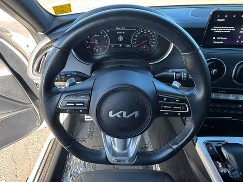 Used 2023 Kia Stinger GT2 image 17