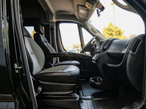Used 2020 RAM ProMaster 2500 image 42