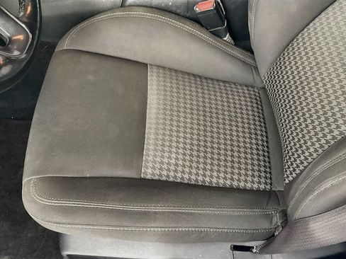 Used 2019 Dodge Charger Scat Pack RWD image 19