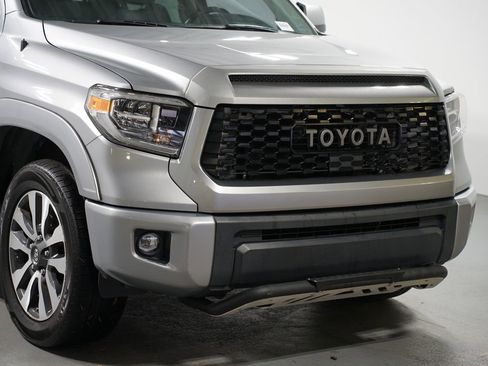 Used 2019 Toyota Tundra Limited image 4