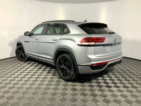 Used 2023 Volkswagen Atlas Cross Sport SEL R-Line AWD/4WD image 13