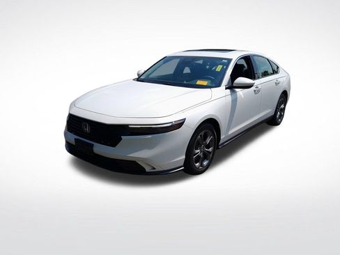 Used 2024 Honda Accord EX image 3