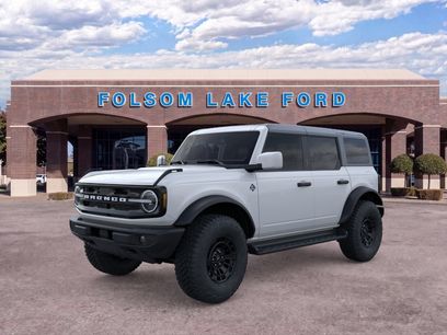 New 2026 Ford Bronco Outer Banks w/ Sasquatch Package