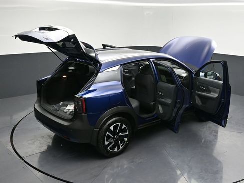 New 2026 Nissan Kicks SV w/ SV Premium Package AWD/4WD image 31