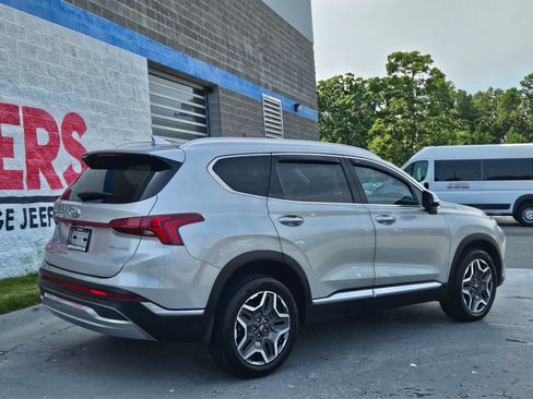 Used 2022 Hyundai Santa Fe SEL Premium AWD/4WD image 7
