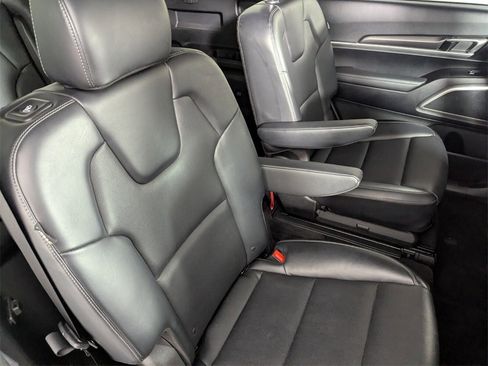 Used 2024 Kia Telluride S w/ S Sunroof Package image 34