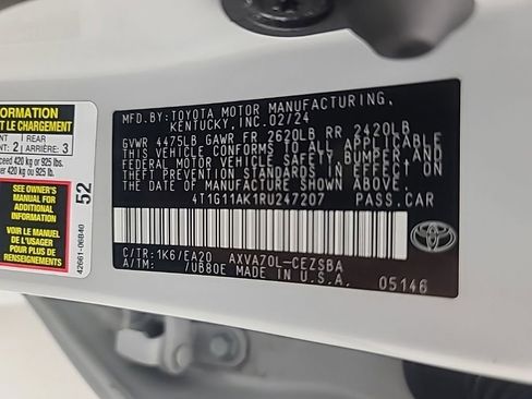 Used 2024 Toyota Camry SE FWD image 35