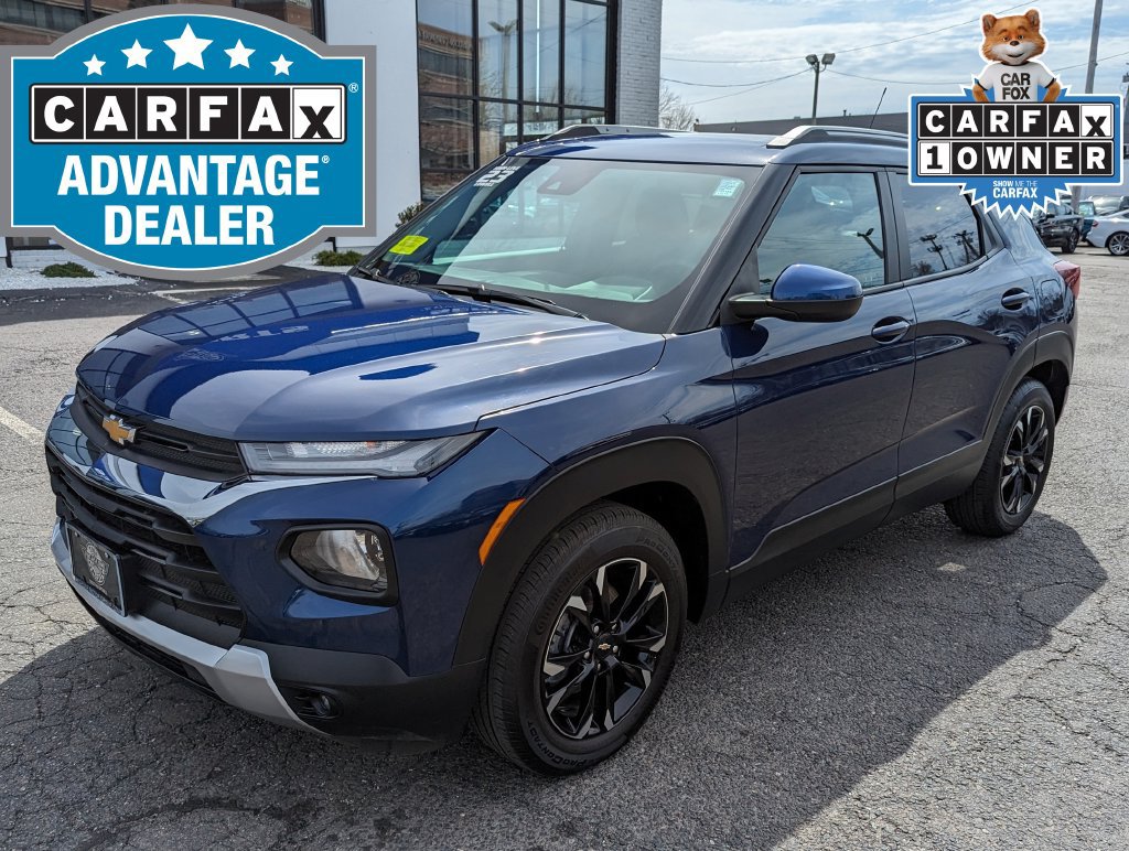Used 2023 Chevrolet TrailBlazer LT FWD image 2