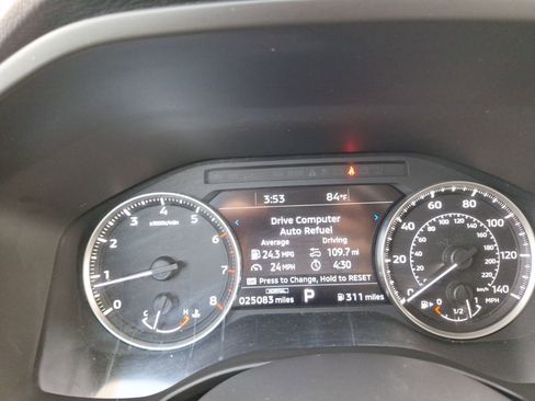 Used 2022 Mitsubishi Outlander SE image 20