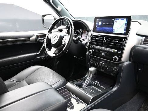 Used 2023 Lexus GX 460 Premium AWD/4WD image 10