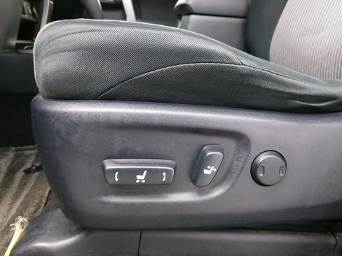 Used 2014 Toyota 4Runner image 30