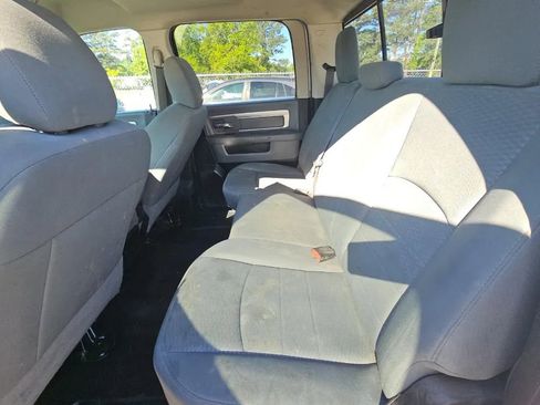 Used 2019 RAM 1500 Classic SLT w/ Protection Group AWD/4WD image 6