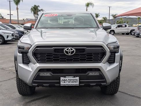 Used 2024 Toyota Tacoma TRD Off-Road image 2