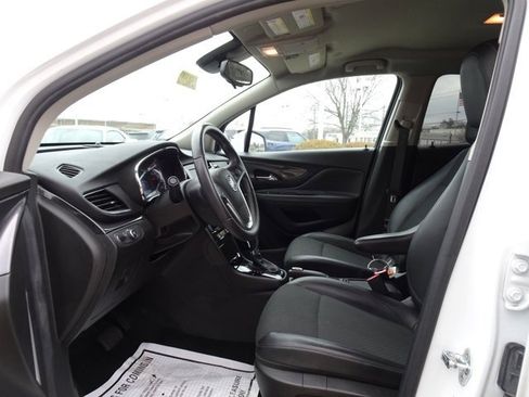 Used 2022 Buick Encore Preferred w/ Safety Package image 8