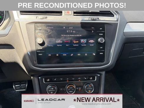 Used 2021 Volkswagen Tiguan SE R-Line AWD/4WD image 27