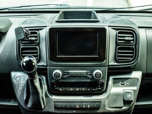 Used 2023 RAM ProMaster 2500 FWD image 13