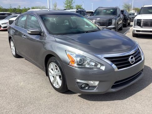 Used 2015 Nissan Altima 2.5 SL w/ Moonroof Package FWD image 3