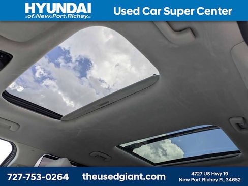 Used 2025 Hyundai Santa Fe Calligraphy image 32