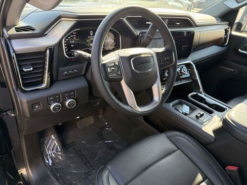 Used 2024 GMC Sierra 3500 Denali w/ Denali Reserve Package AWD/4WD image 9