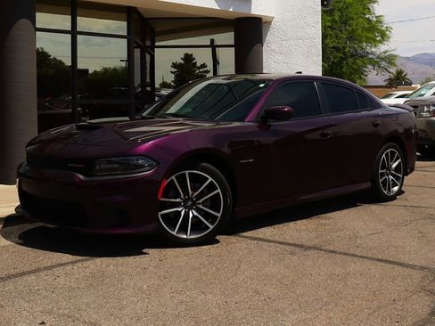 Used 2021 Dodge Charger R/T w/ Plus Group RWD image 2