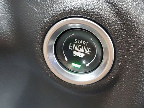 Used 2022 GMC Sierra 1500 SLE w/ LPO, GMC Protection Package image 19