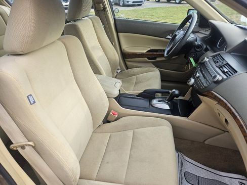 Used 2009 Honda Accord EX image 21