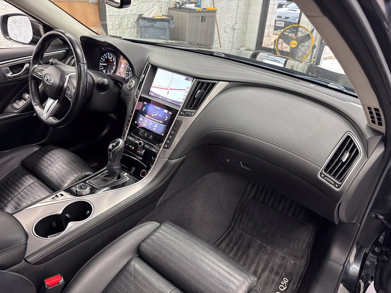 Used 2018 INFINITI Q50 Sport w/ Sensory Package (Sport) AWD/4WD image 53