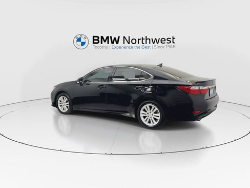 Used 2014 Lexus ES 350 w/ Premium Package FWD image 12