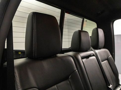 Used 2012 Ford F250 Lariat w/ Lariat Interior Pkg image 26