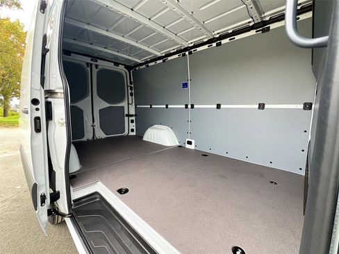 New 2026 Mercedes-Benz Sprinter 2500 image 25