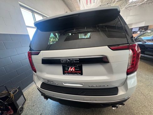 Used 2024 GMC Yukon XL Denali Ultimate image 6