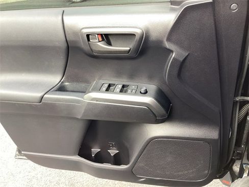 Used 2019 Toyota Tacoma TRD Pro image 24