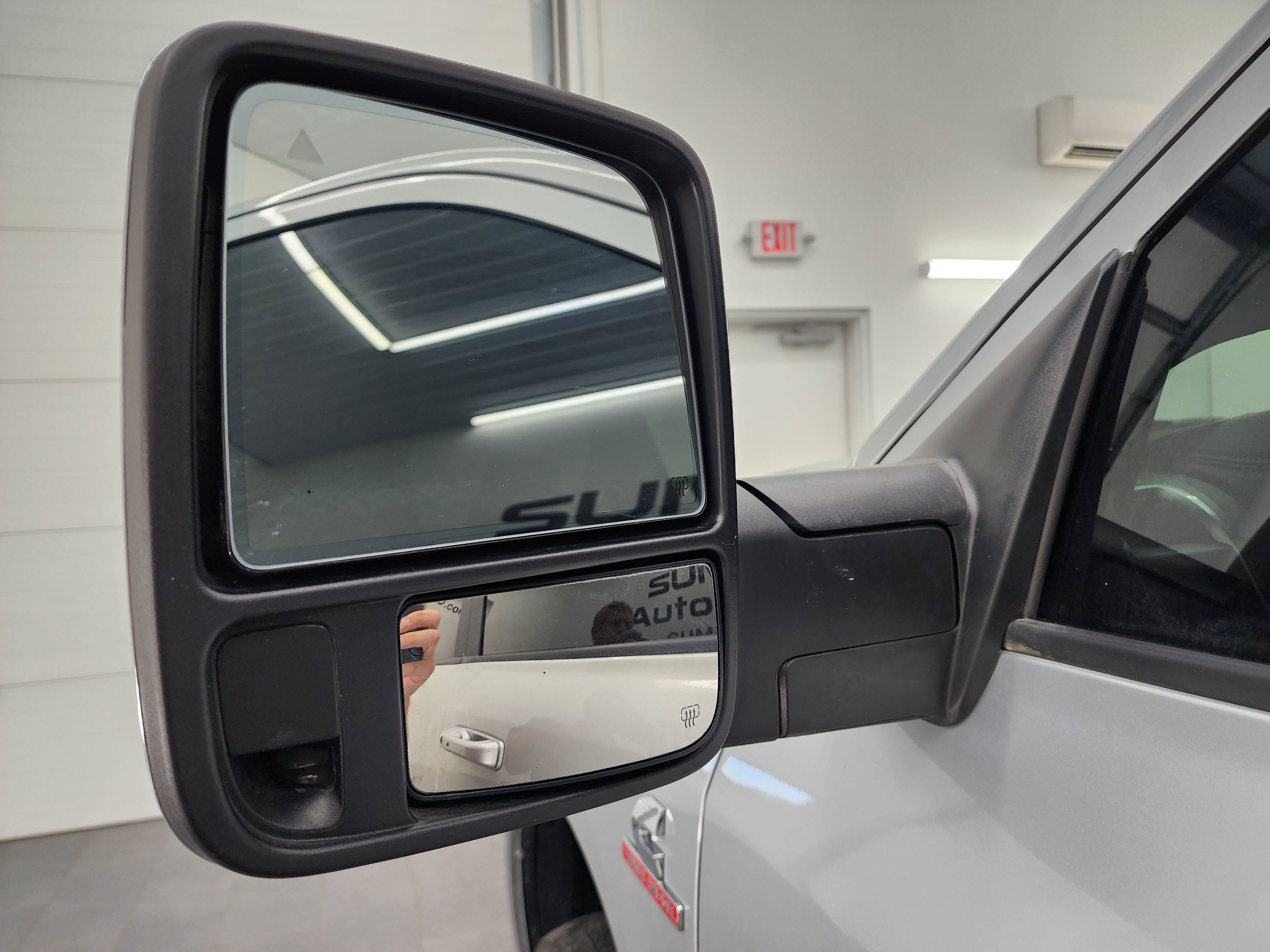 Used 2026 RAM 3500 Laramie AWD/4WD image 38